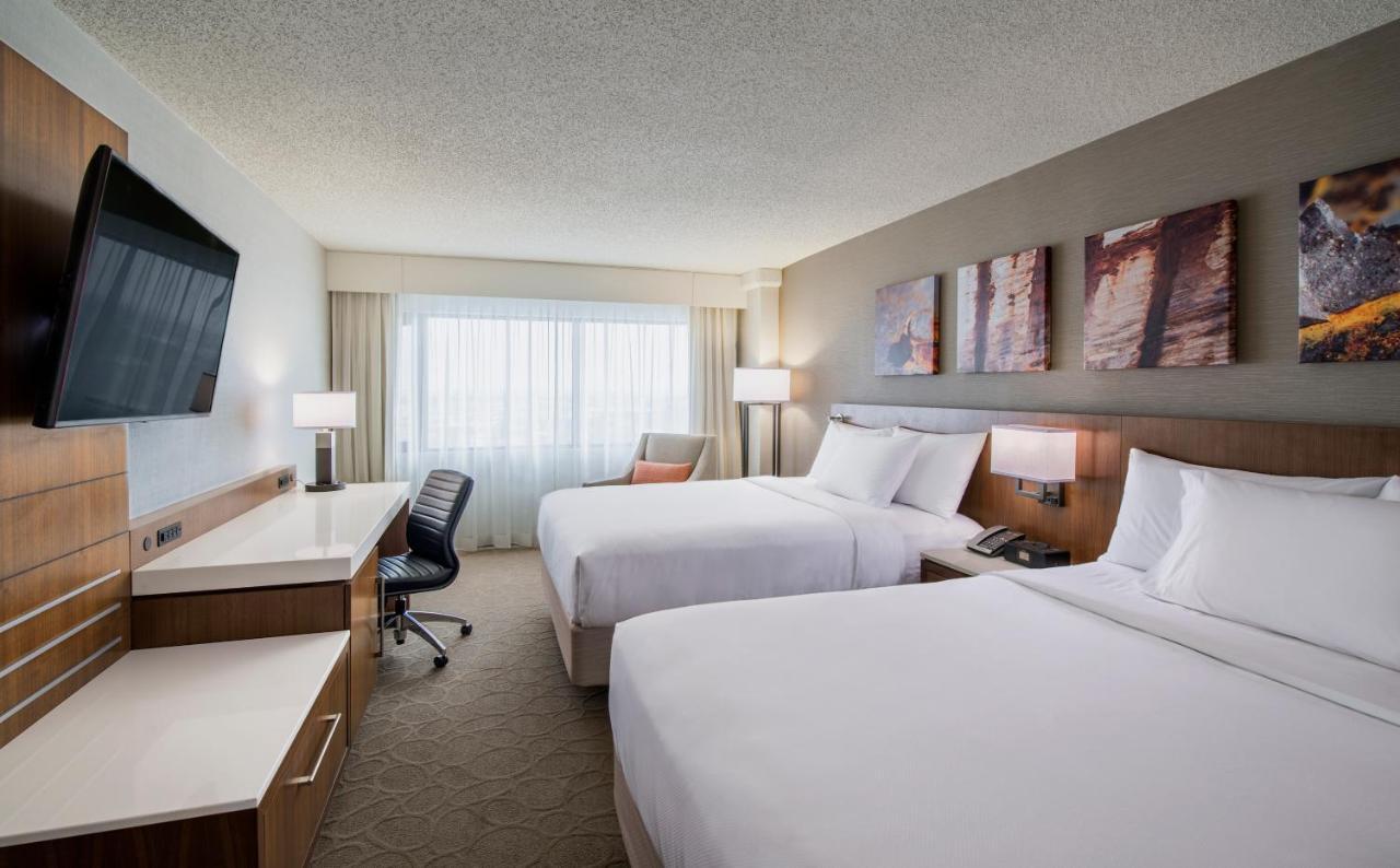 Delta Hotels By Marriott Regina Esterno foto