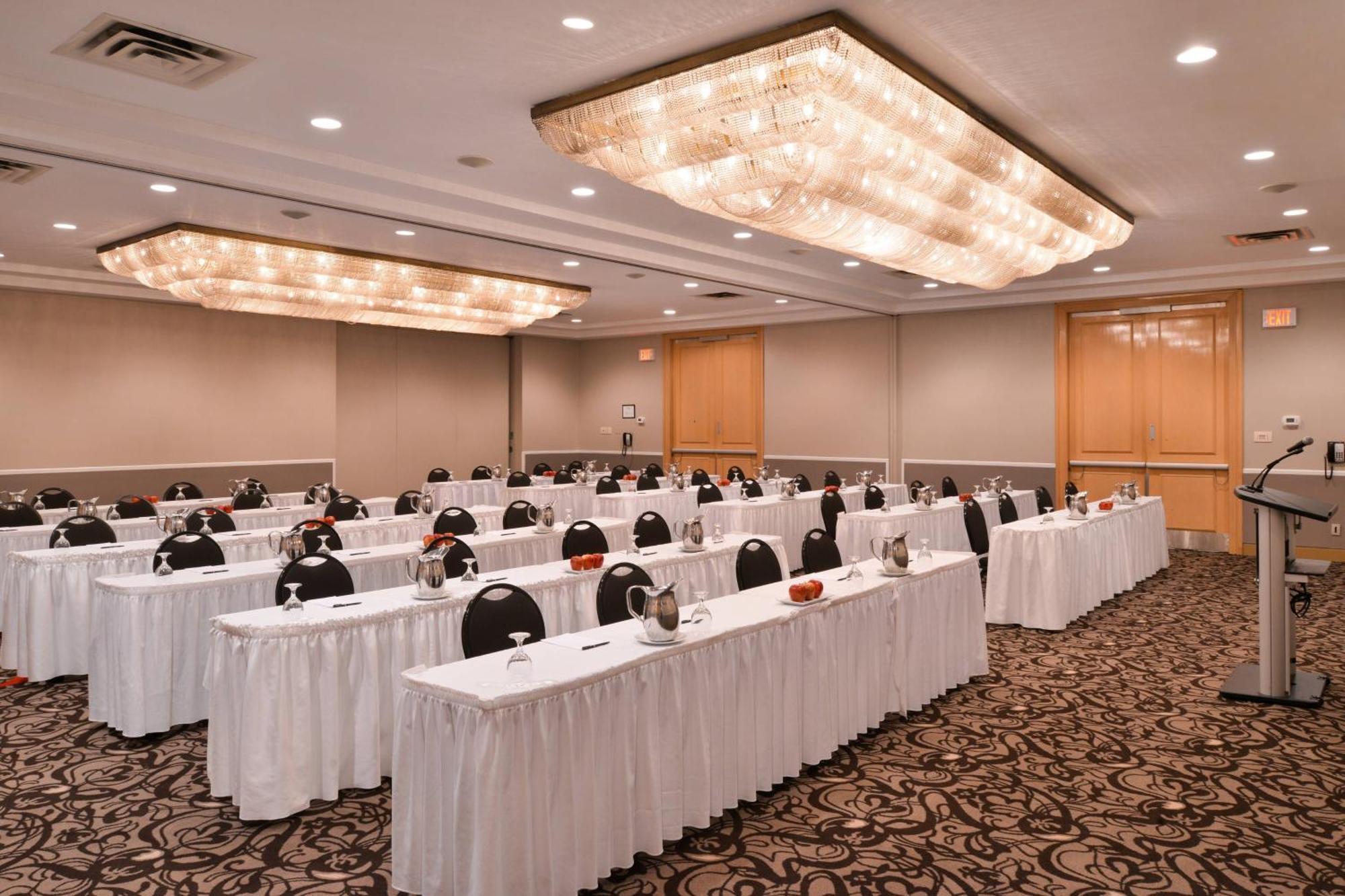 Delta Hotels By Marriott Regina Esterno foto